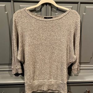 Sweater with quarter length sleeves